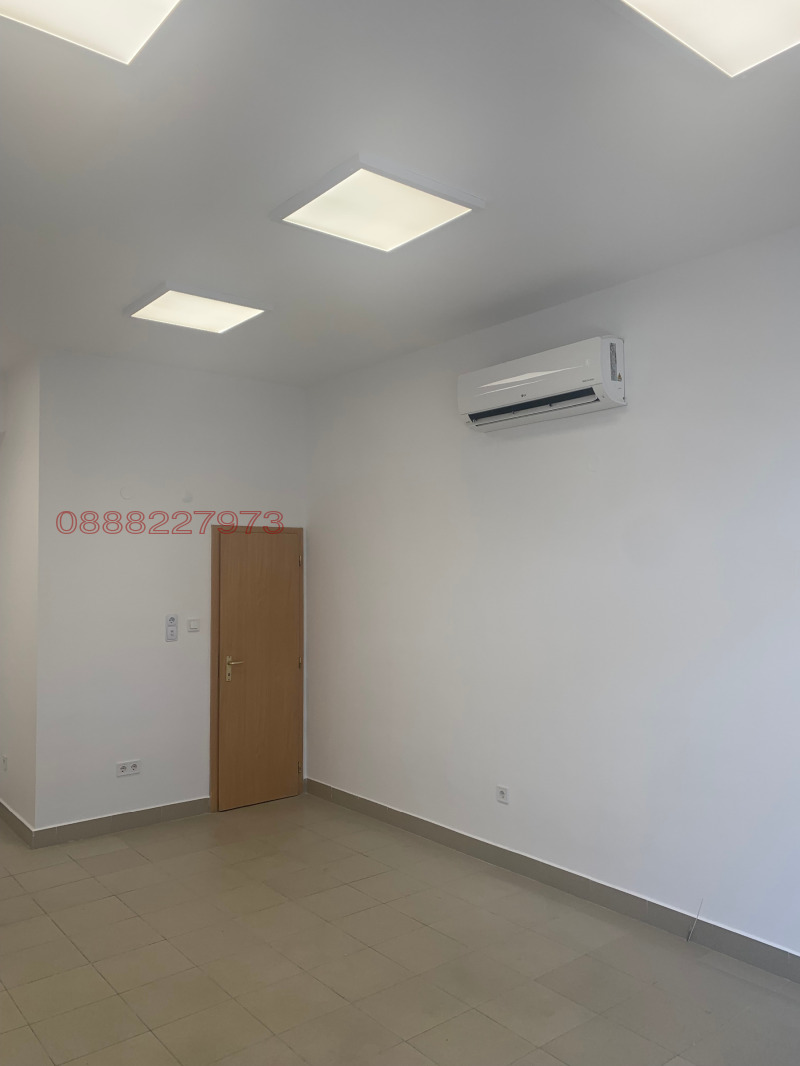 De inchiriat  Magazin Sofia , Ovcia cupel , 30 mp | 95713956 - imagine [2]