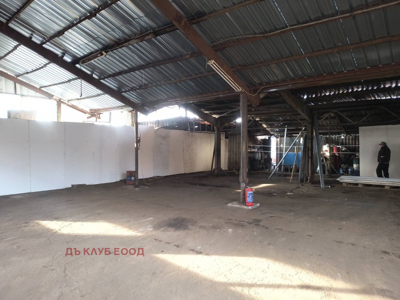 Дава под наем СКЛАД, гр. София, Кремиковци, снимка 2 - Складове - 52648696