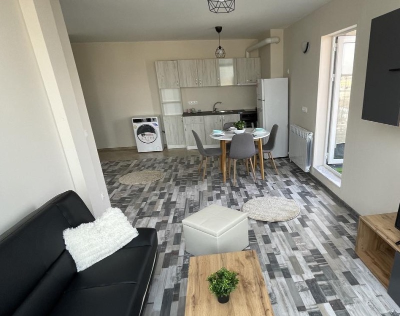 För uthyrning  1 sovrum Sofia , Ljulin 1 , 60 kvm | 90372066 - bild [3]