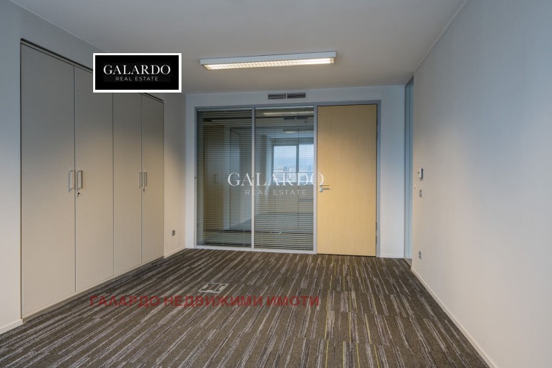 Дава под наем  Офис град София , Стрелбище , 382 кв.м | 28552850 - изображение [7]