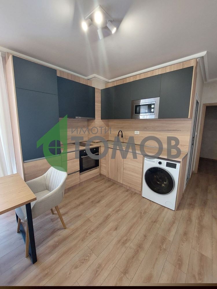Дава под наем  3-стаен град Шумен , Пазара , 82 кв.м | 63875680 - изображение [2]