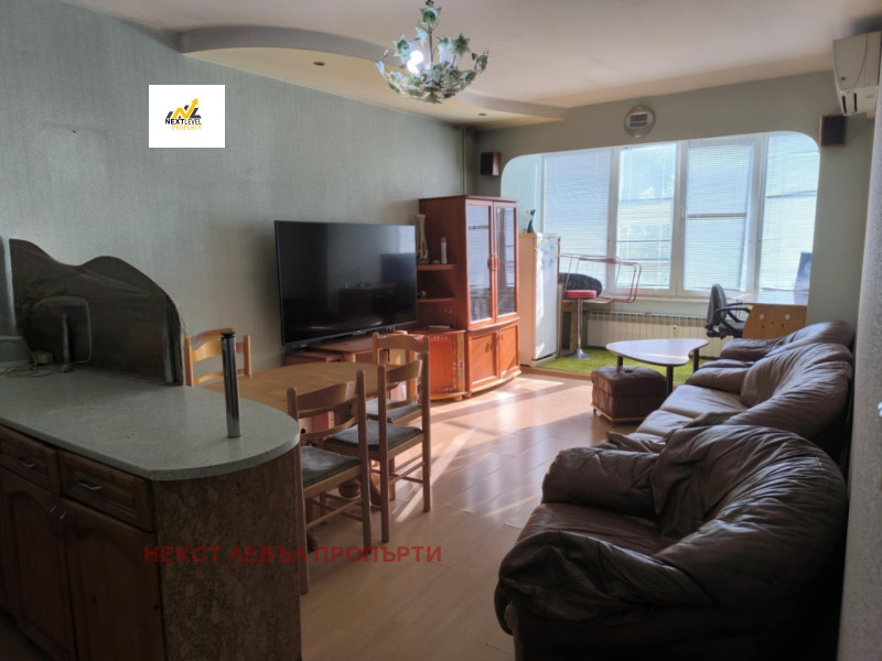 Para alugar  2 quartos Sofia , Krasno selo , 75 m² | 45016038