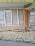 Под наем МАГАЗИН, град Разград, Център • по договаряне • 30398959 1