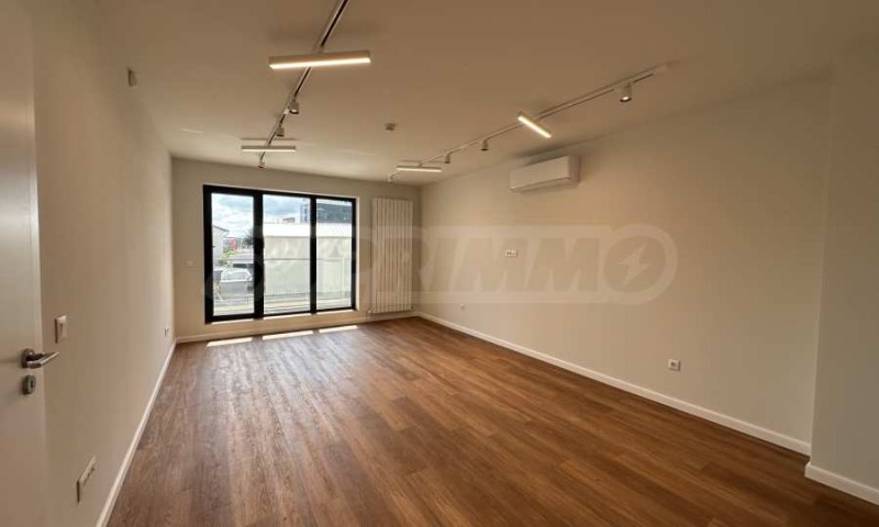 De inchiriat  Birou Sofia , Vitoșa , 111 mp | 28554110