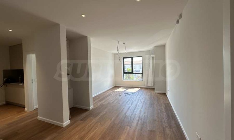 De inchiriat  Birou Sofia , Vitoșa , 111 mp | 28554110 - imagine [3]