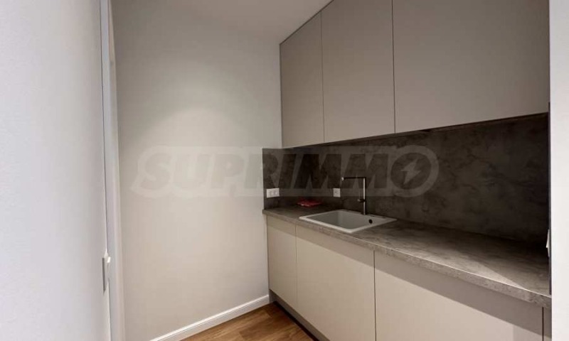 De inchiriat  Birou Sofia , Vitoșa , 111 mp | 28554110 - imagine [12]