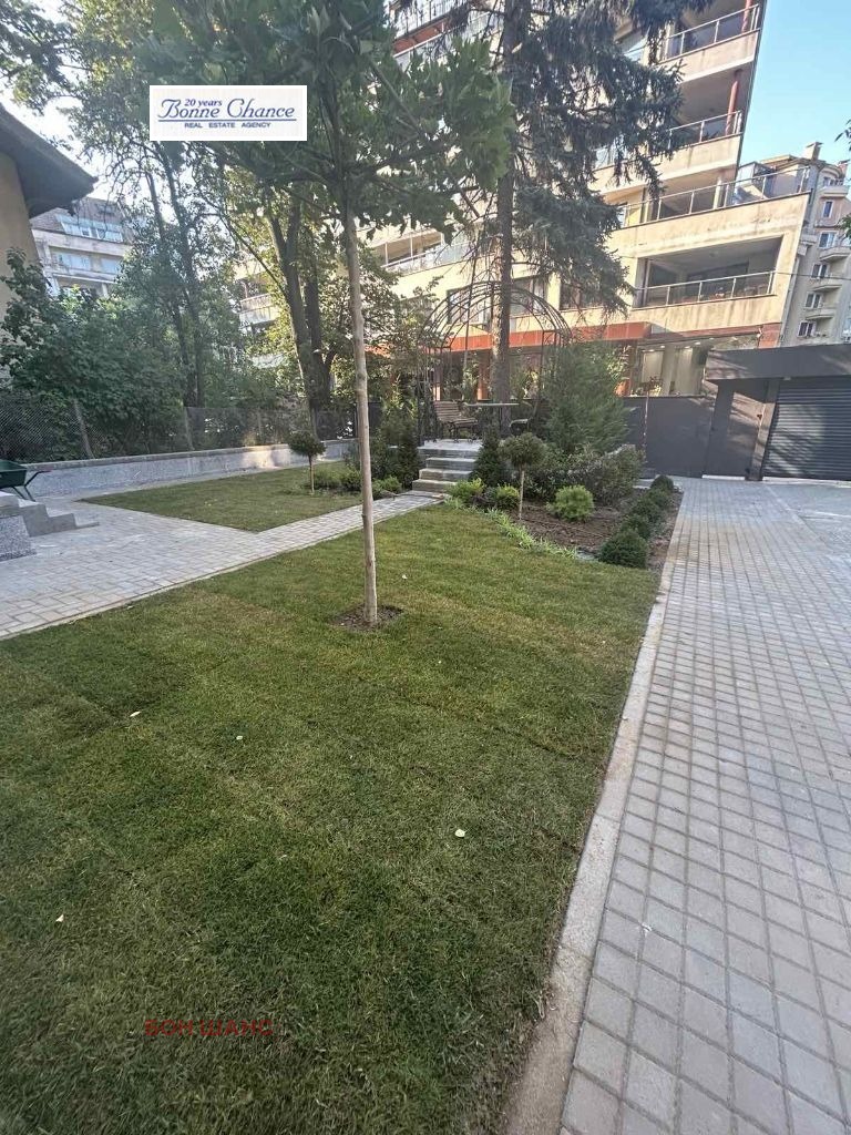 В оренду  Будинок София , Лозенец , 400 кв.м | 82464632