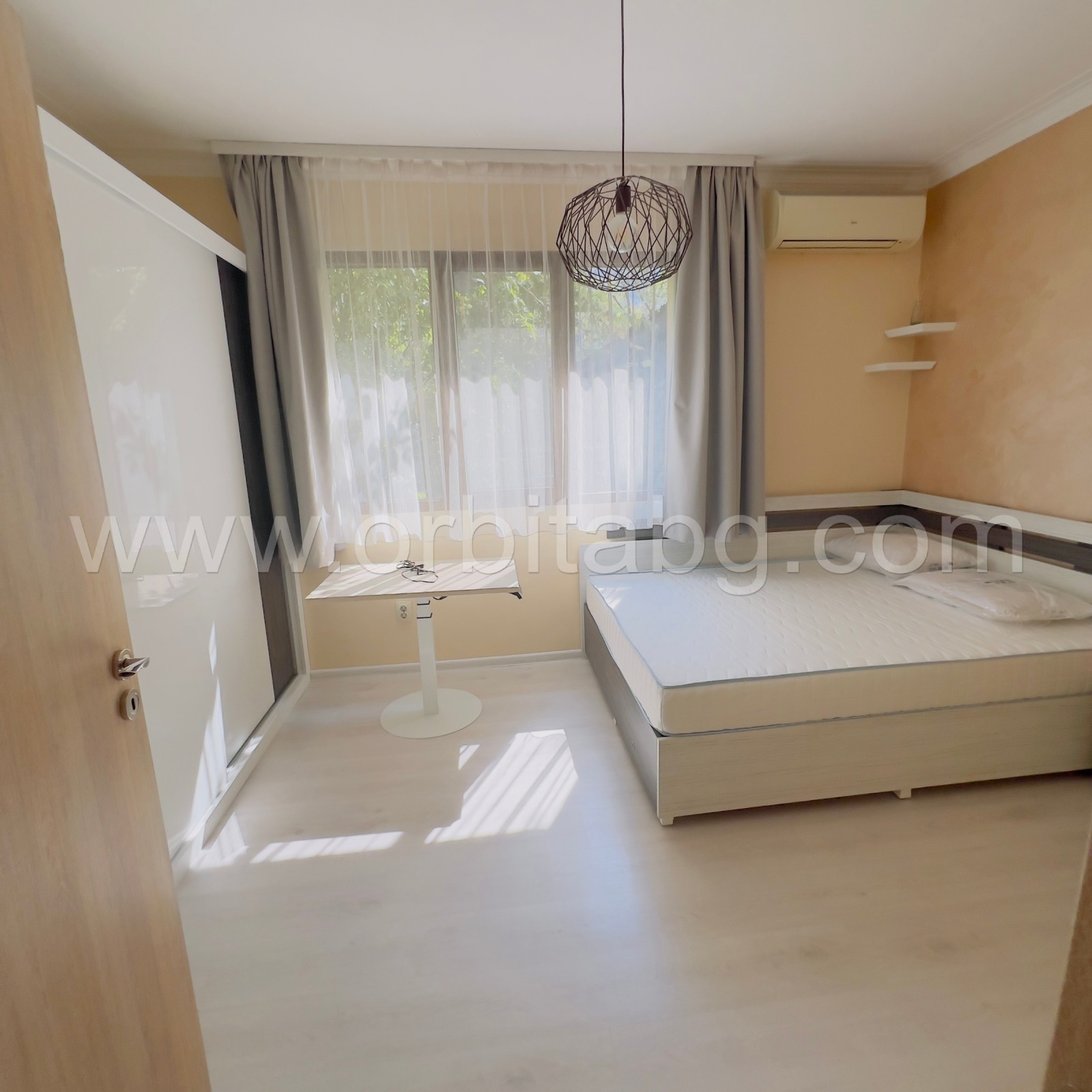 Дава под наем 3-СТАЕН, гр. София, Лозенец, снимка 8 - Апартаменти - 56222055