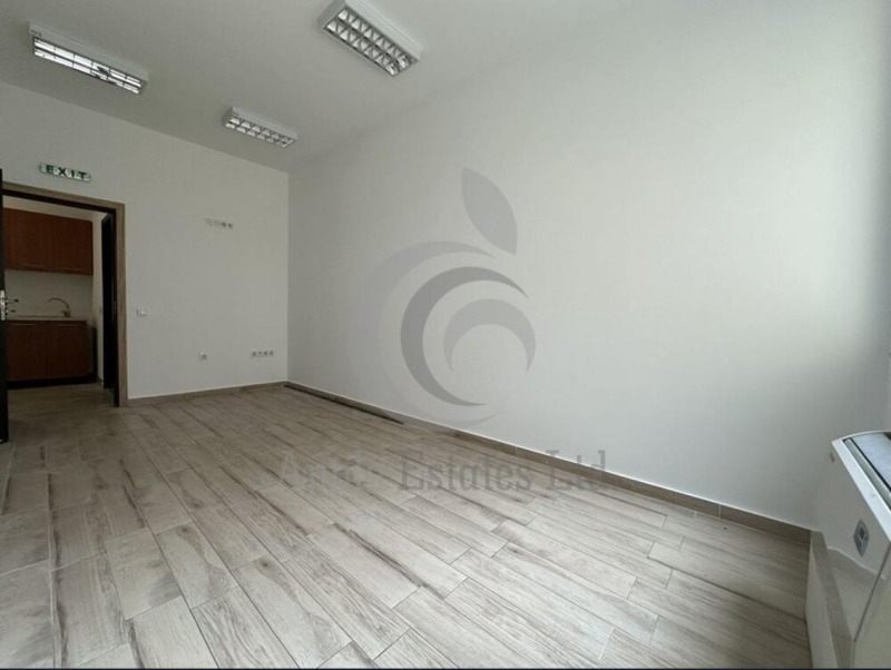 Vuokrattavana  Myymälä Sofia , Tsentar , 133 neliömetriä | 32183926 - kuva [8]