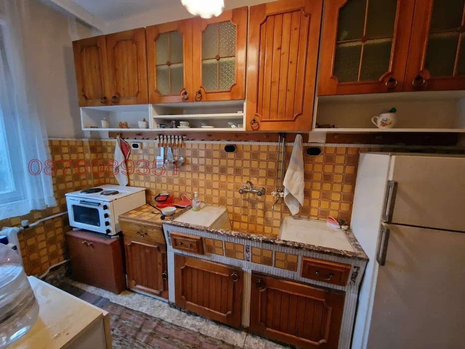 Дава под наем 4-СТАЕН, гр. Добрич, Кралска зона, снимка 12 - Апартаменти - 55031213