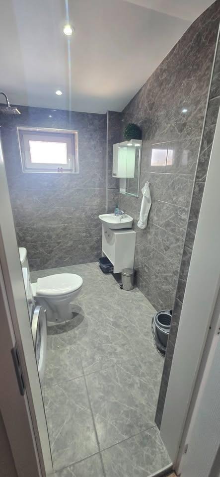 Kiadó  Stúdió Sofia , Bankja , 38 négyzetméter | 93096252 - kép [7]