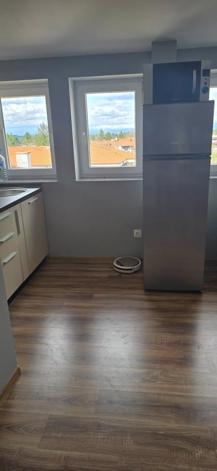 Kiadó  Stúdió Sofia , Bankja , 38 négyzetméter | 93096252 - kép [6]