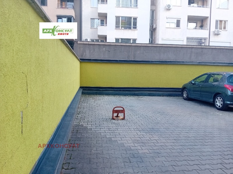 För uthyrning  Parkeringsplats Sofia , Strelbistje , 18 kvm | 22082500