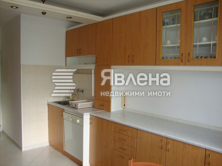 Дава под наем 3-СТАЕН, гр. София, Гоце Делчев, снимка 9 - Апартаменти - 54419271