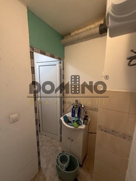 Дава под наем МАГАЗИН, гр. София, Света Троица, снимка 5 - Магазини - 54339987