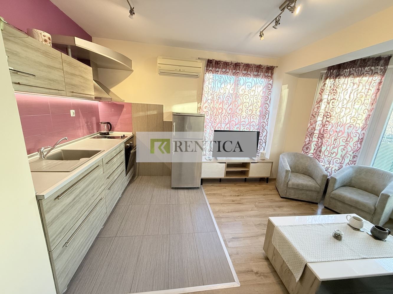 Дава под наем 2-СТАЕН, гр. Варна, Левски 1, снимка 3 - Апартаменти - 53793306