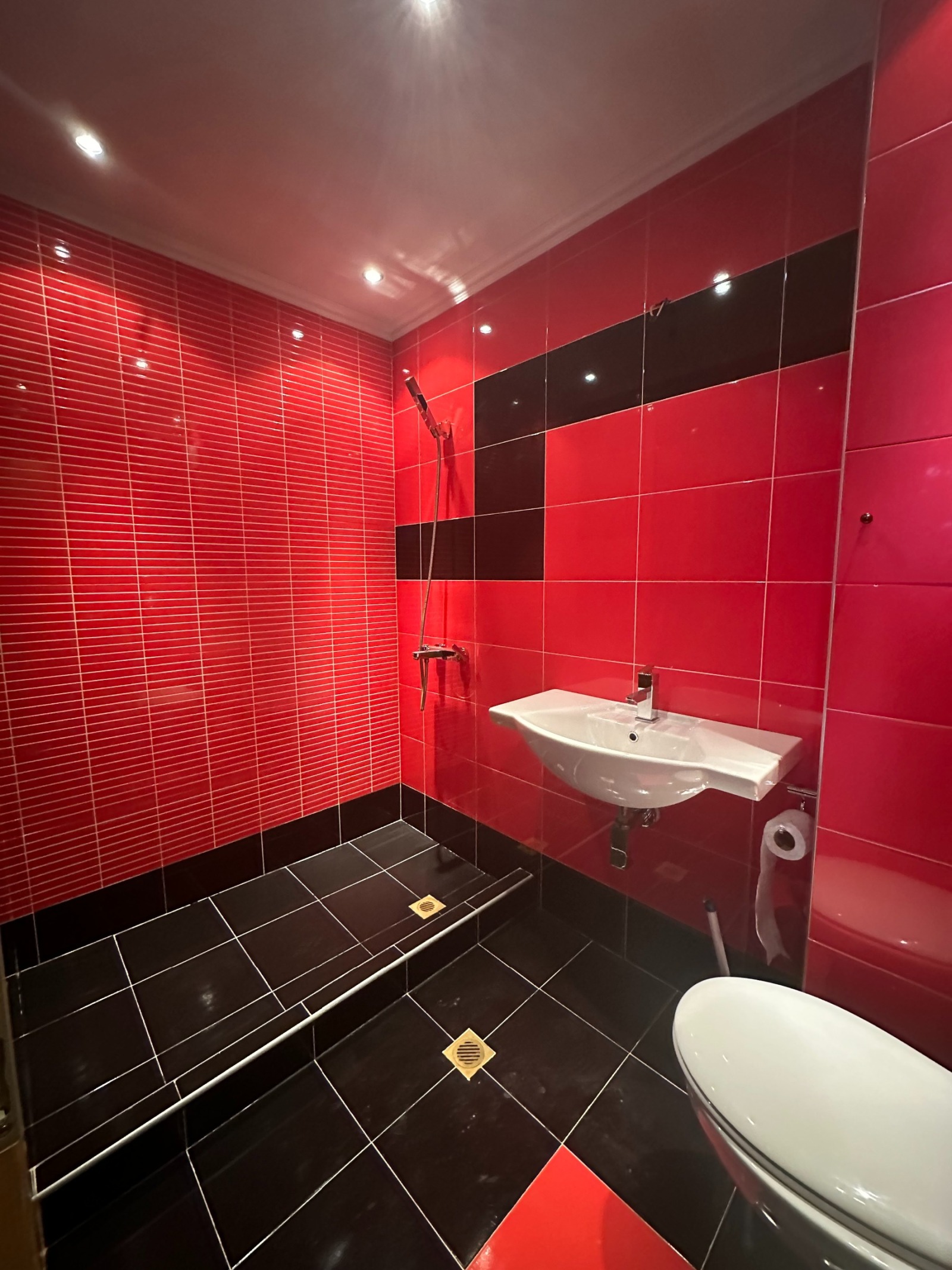 Дава под наем 3-СТАЕН, гр. София, Люлин - център, снимка 6 - Апартаменти - 53958032