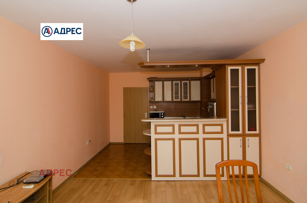 Дава под наем 2-СТАЕН, гр. Варна, Левски 1, снимка 3 - Апартаменти - 56700869