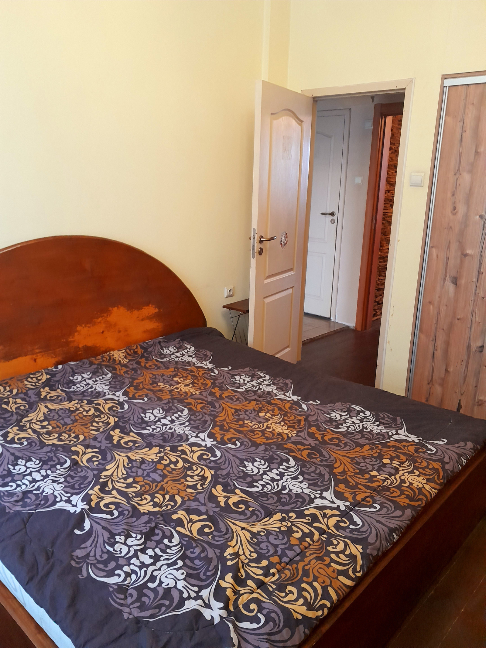 Дава под наем 2-СТАЕН, гр. София, Център, снимка 2 - Апартаменти - 54104842