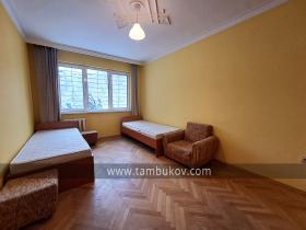 2 Schlafzimmer Goze Deltschew, Sofia 5