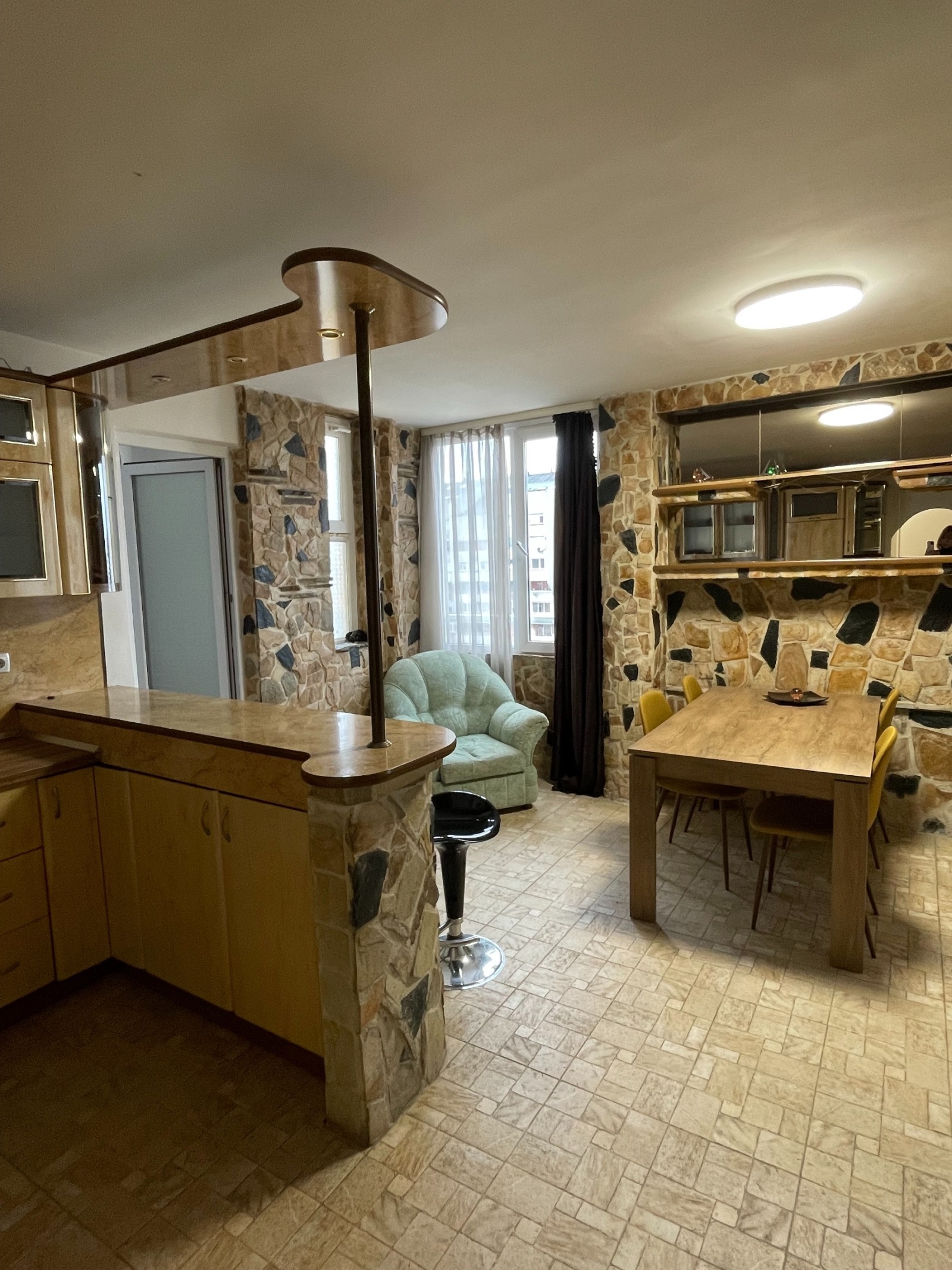 Дава под наем 3-СТАЕН, гр. София, Център, снимка 7 - Апартаменти - 54362789