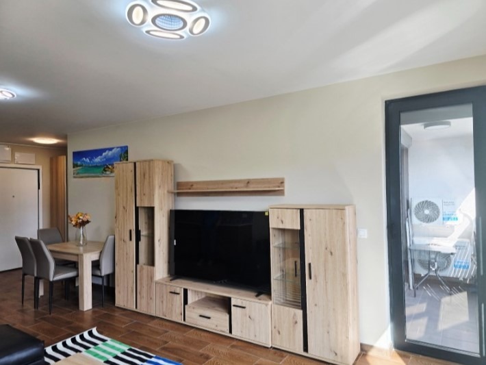Zu vermieten  1 Schlafzimmer Sofia , Zentar , 79 qm | 57799195 - Bild [3]