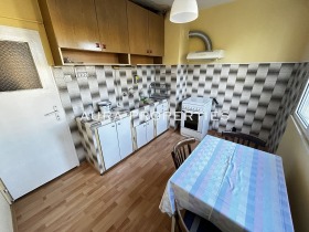 3-стаен град Разград, Орел 3