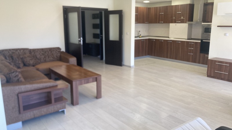 Da affittare  2 camere da letto Sofia , Geo Milev , 140 mq | 33252334 - Immagine [4]