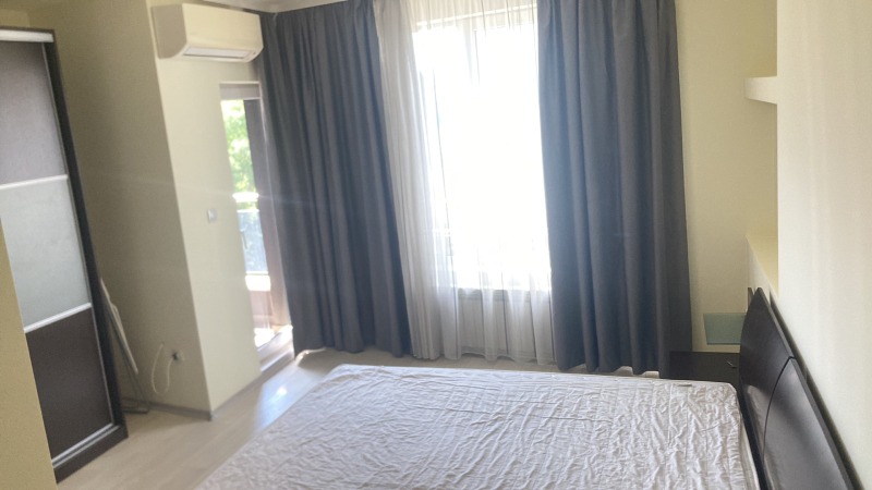 Da affittare  2 camere da letto Sofia , Geo Milev , 140 mq | 33252334 - Immagine [10]