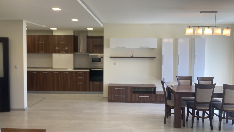 Da affittare  2 camere da letto Sofia , Geo Milev , 140 mq | 33252334 - Immagine [6]