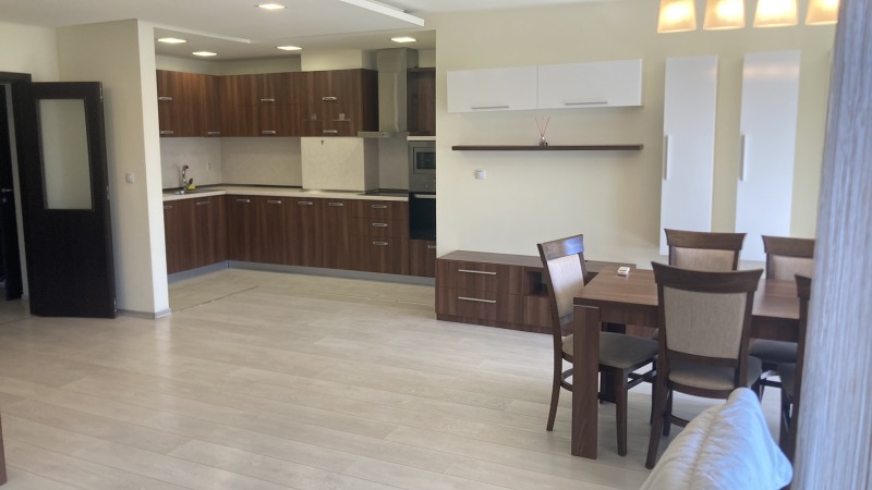 Da affittare  2 camere da letto Sofia , Geo Milev , 140 mq | 33252334 - Immagine [2]