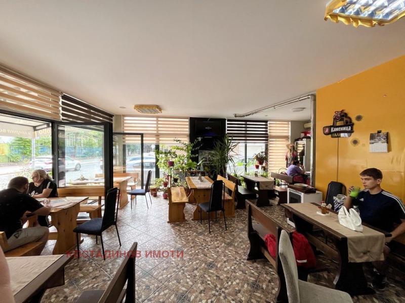 Дава под наем ЗАВЕДЕНИЕ, гр. Пловдив, Каменица 2, снимка 3 - Заведения - 53502418