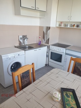 ���� ��� ���� 3-����� | Imot.bg � ����� ������ 8