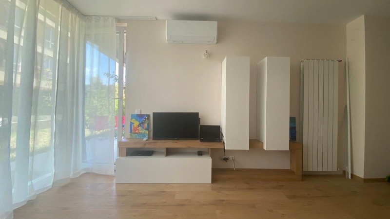 Zu vermieten  1 Schlafzimmer Sofia , Malinowa dolina , 74 qm | 60237985