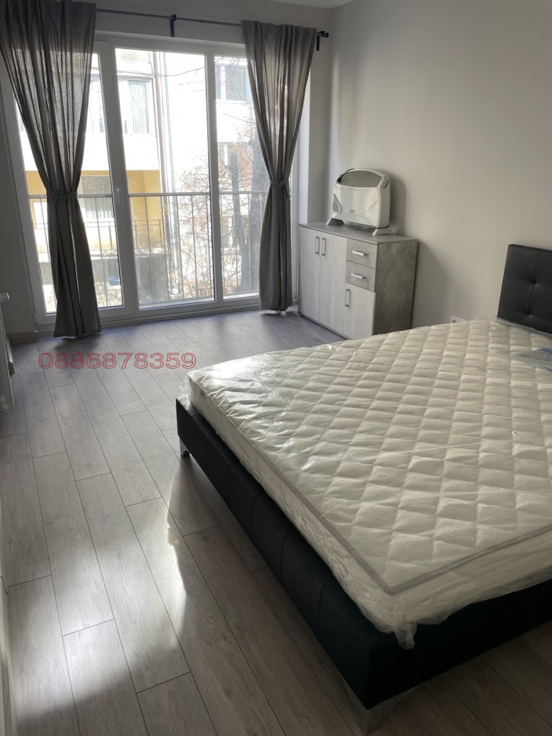 Дава под наем 3-СТАЕН, гр. София, Оборище, снимка 4 - Апартаменти - 53107752