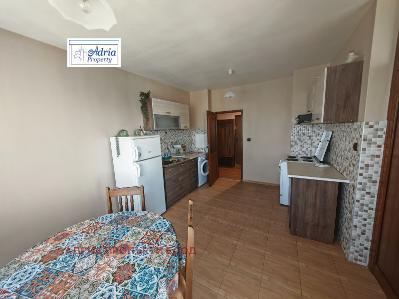 Zu vermieten  2 Schlafzimmer Sofia , Nadeschda 1 , 68 qm | 79182511 - Bild [3]