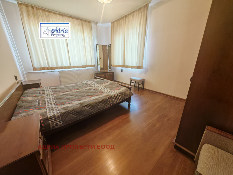 Zu vermieten  2 Schlafzimmer Sofia , Nadeschda 1 , 68 qm | 79182511 - Bild [11]