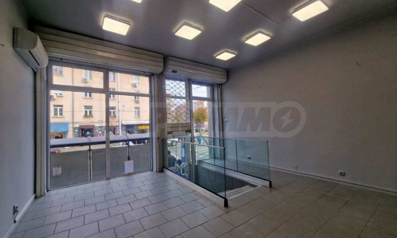 Дава под наем МАГАЗИН, гр. София, Център