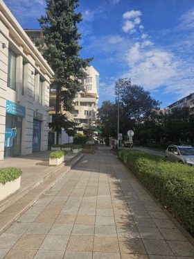 1 спаваћа соба Иван Вазов, Софија