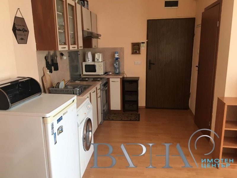 Te huur  Studio Varna , m-t Alen mak , 38 m² | 20592429 - afbeelding [2]