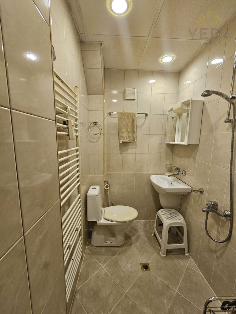 Издаје се  1 спаваћа соба Софија , Иван Вазов , 70 м2 | 34789886 - слика [3]