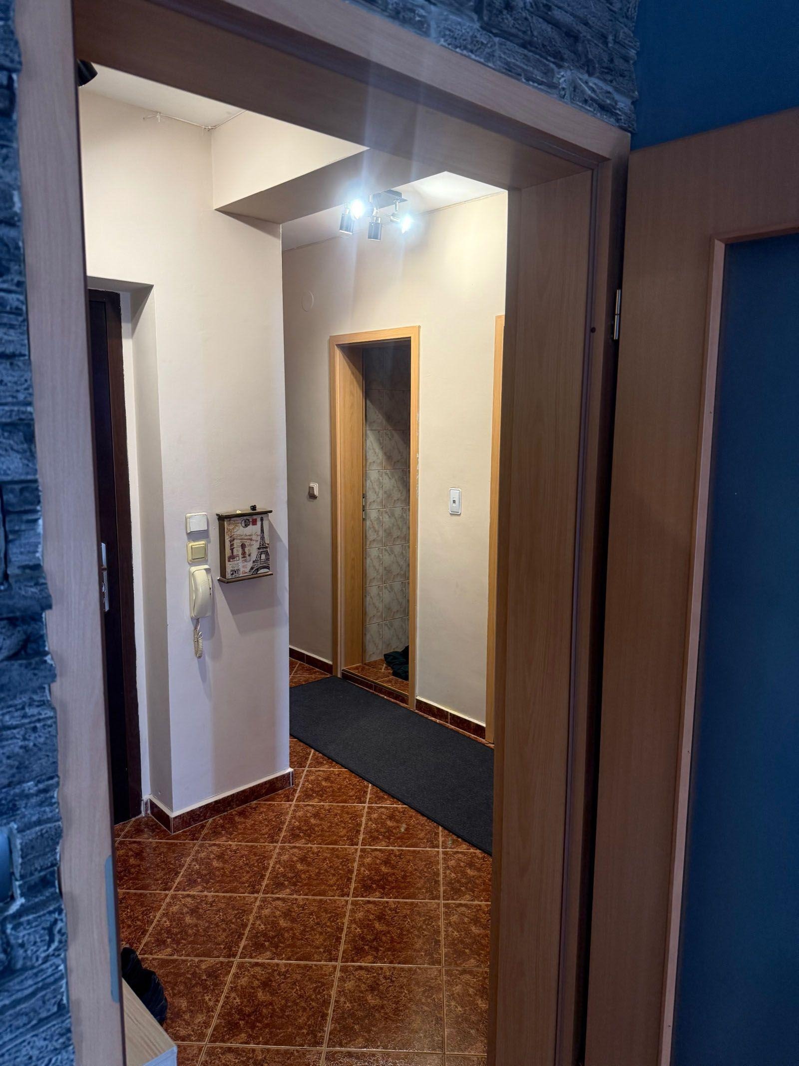 Дава под наем 3-СТАЕН, гр. София, Център, снимка 11 - Апартаменти - 54144905