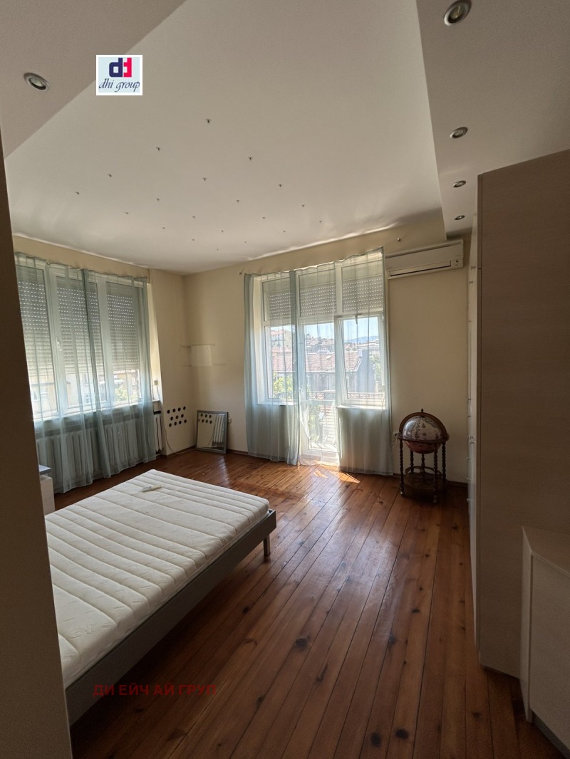 Te huur  3 slaapkamers Sofia , Tsentar , 146 m² | 15212948 - afbeelding [4]