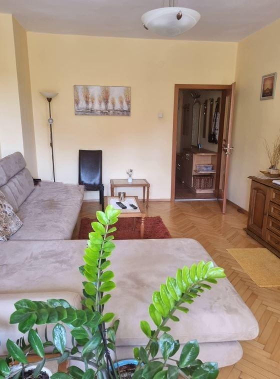 Te huur  2 slaapkamers Plovdiv , Tsentar , 100 m² | 45304569