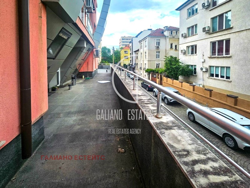 De inchiriat  Birou Sofia , Țentâr , 450 mp | 94348084 - imagine [14]