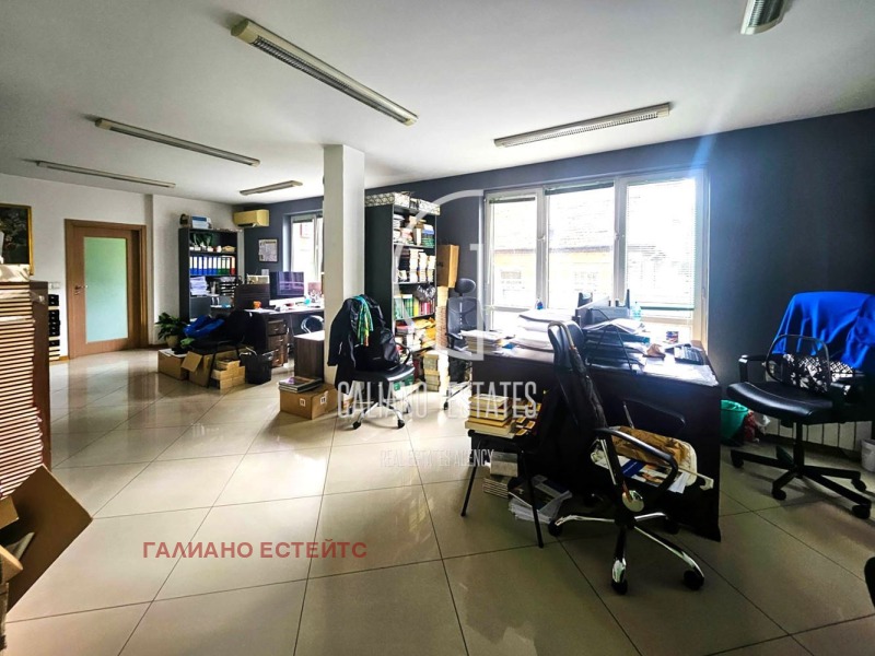 De inchiriat  Birou Sofia , Țentâr , 450 mp | 94348084 - imagine [12]