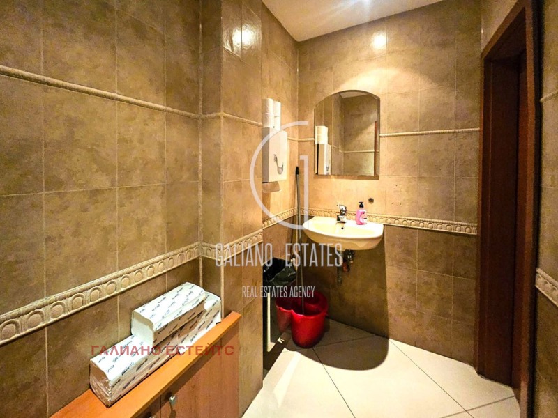 De inchiriat  Birou Sofia , Țentâr , 450 mp | 94348084 - imagine [13]