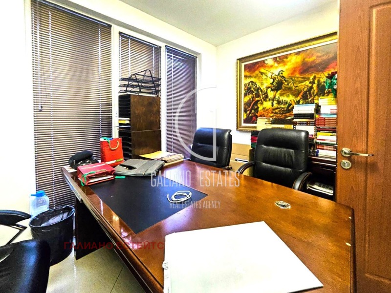 De inchiriat  Birou Sofia , Țentâr , 450 mp | 94348084 - imagine [11]