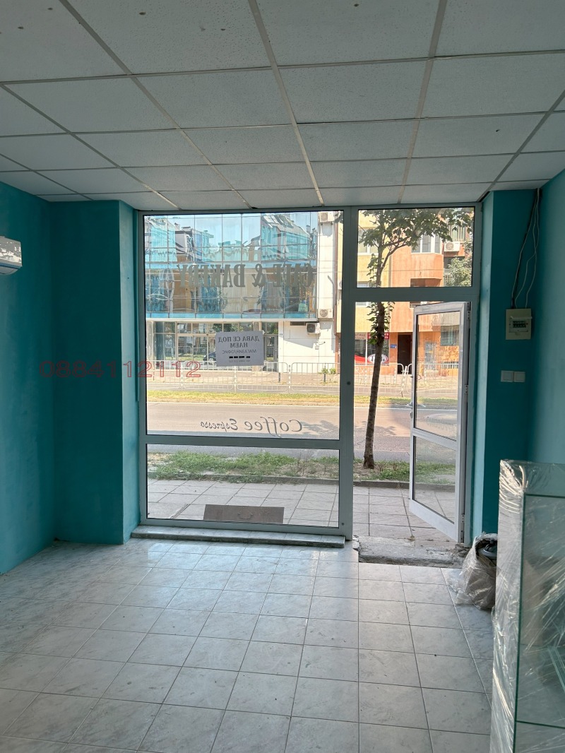 Дава под наем МАГАЗИН, гр. София, Център, снимка 4 - Магазини - 53451753