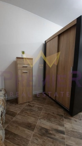 ���� ��� ���� 1-����� | Imot.bg � ����� ������ 12